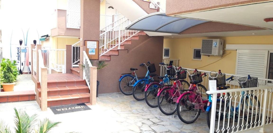 Apartmenthotel Sithon Sarti Exterior photo